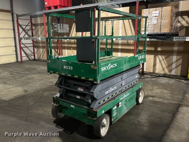 Image of Sky Jack SJ4626 equipment image 2