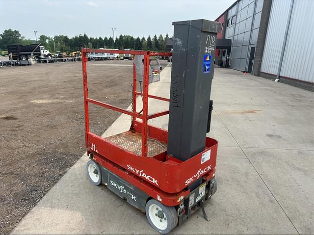 Image of Sky Jack SJ12 equipment image 3