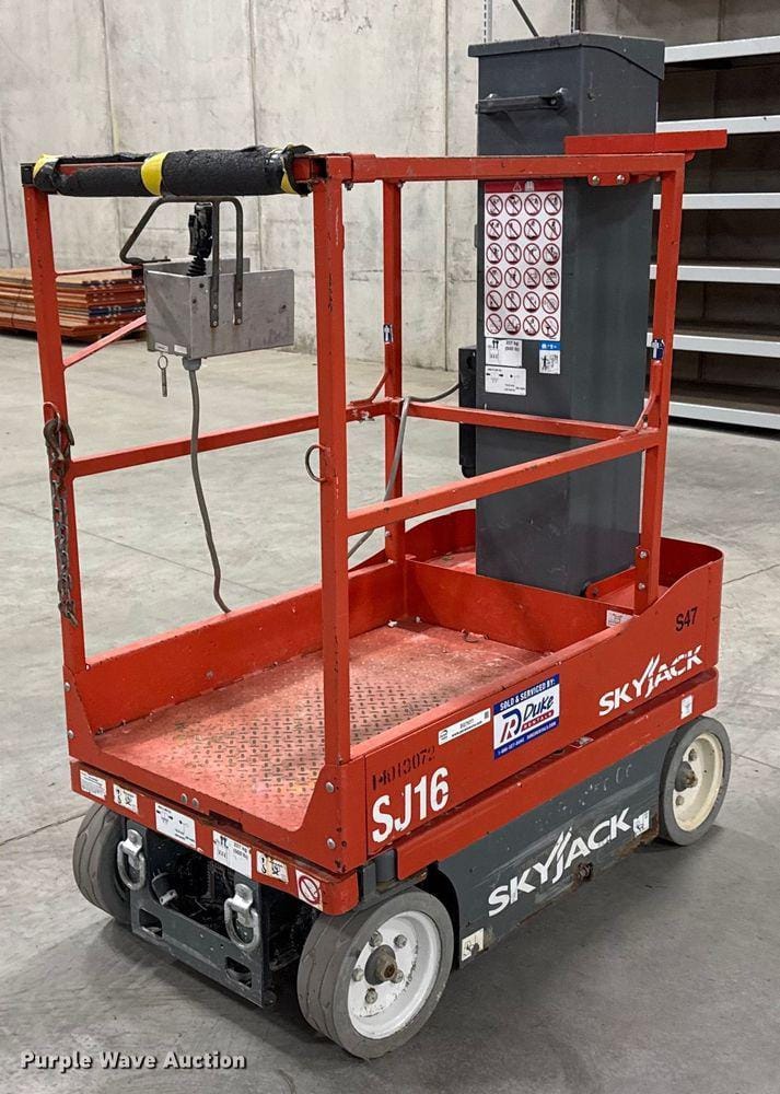 Main image Sky Jack SJ16