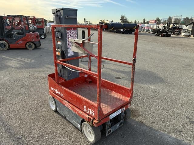 Image of Sky Jack SJ16 equipment image 1
