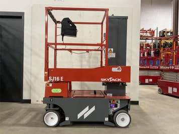 Main image Sky Jack SJ16E