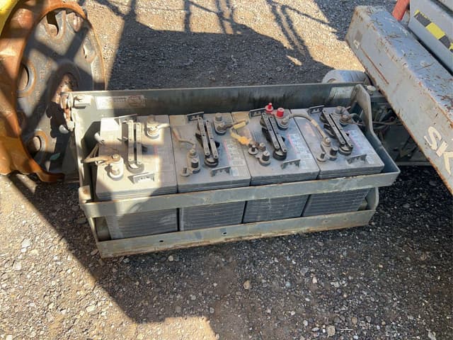 Image of Sky Jack SJ3219 equipment image 4