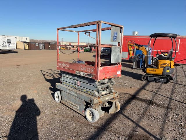 Image of Sky Jack SJIII3219 equipment image 2