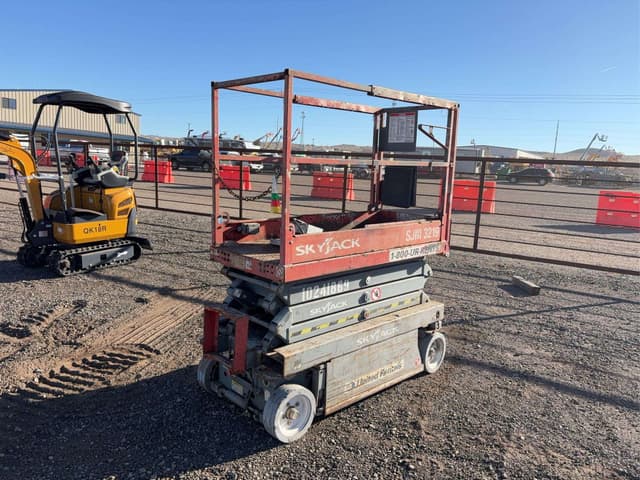 Image of Sky Jack SJIII3219 equipment image 4