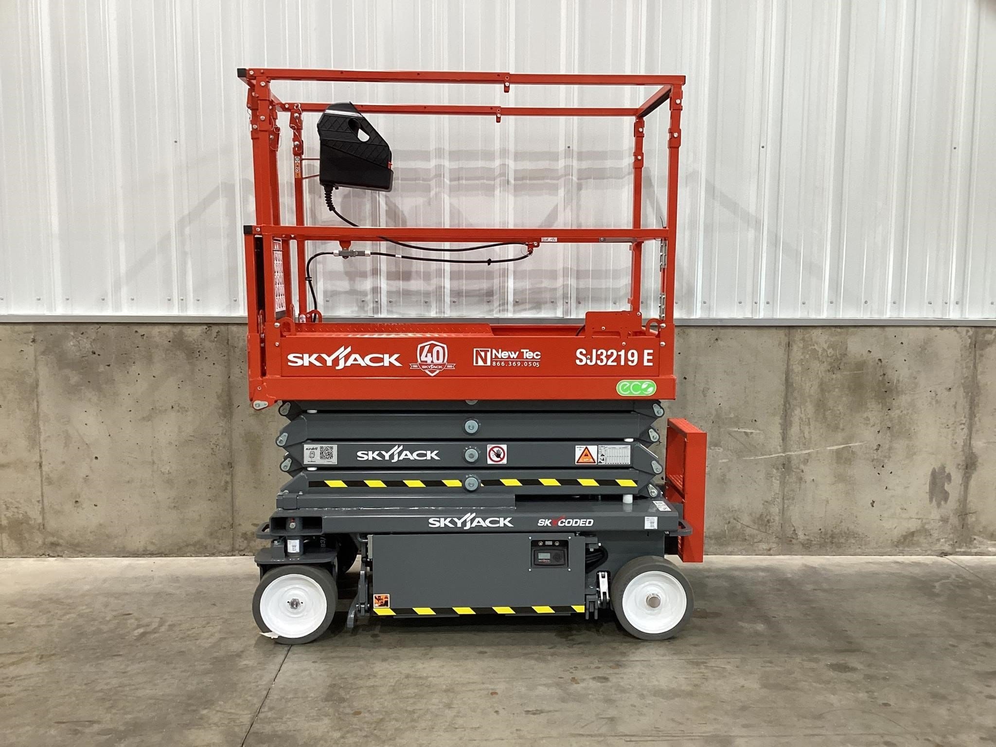2025 Sky Jack SJ3219E Equipment Image0