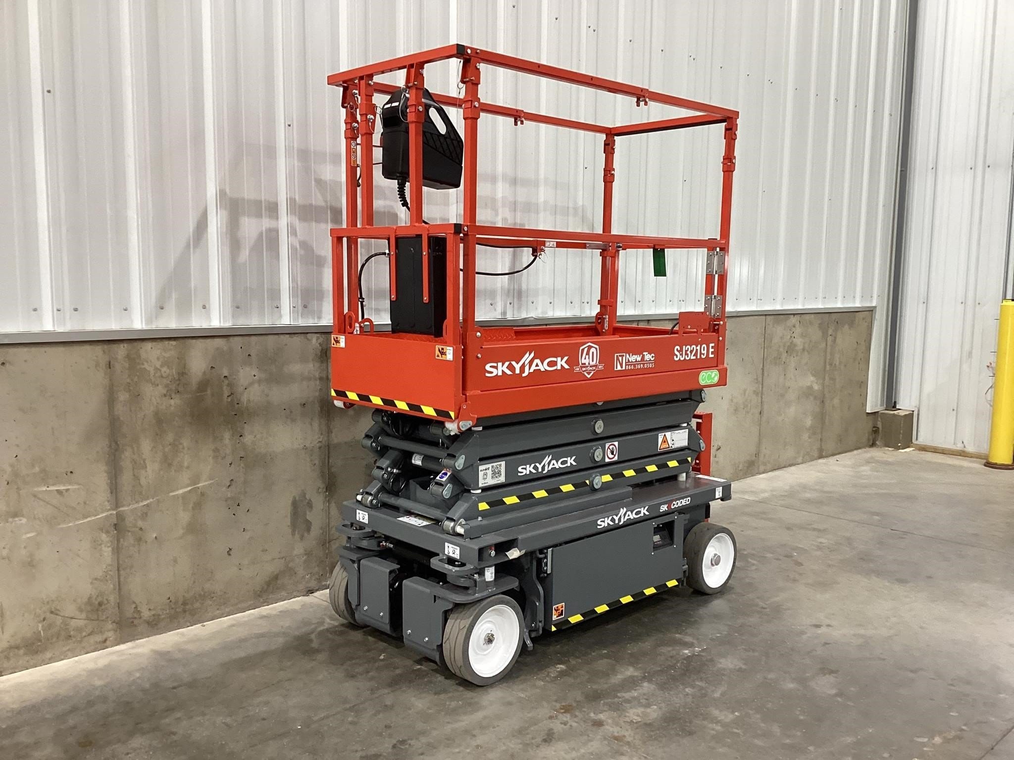 2025 Sky Jack SJ3219E Equipment Image0