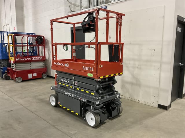 Image of Sky Jack SJ3219E equipment image 3