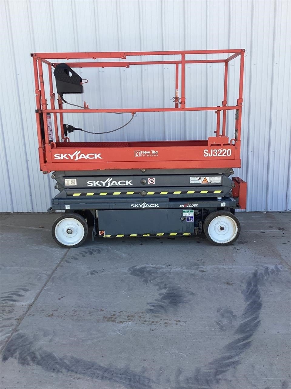2021 Sky Jack SJ3220 Equipment Image0