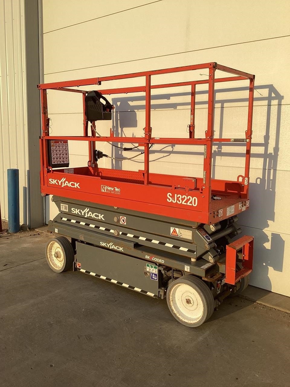 2021 Sky Jack SJ3220 Equipment Image0