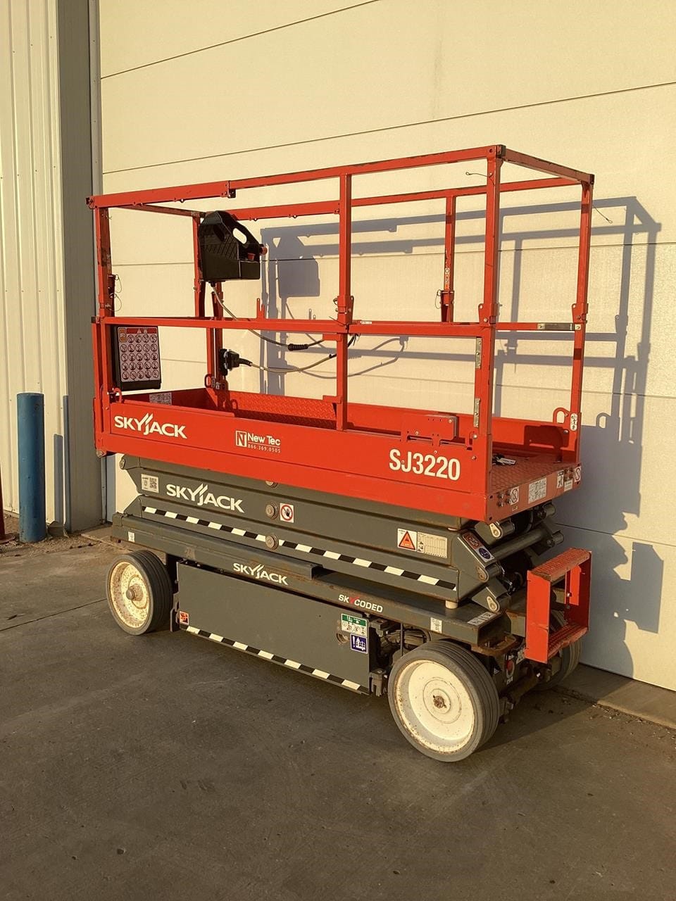 2021 Sky Jack SJ3220 Equipment Image0