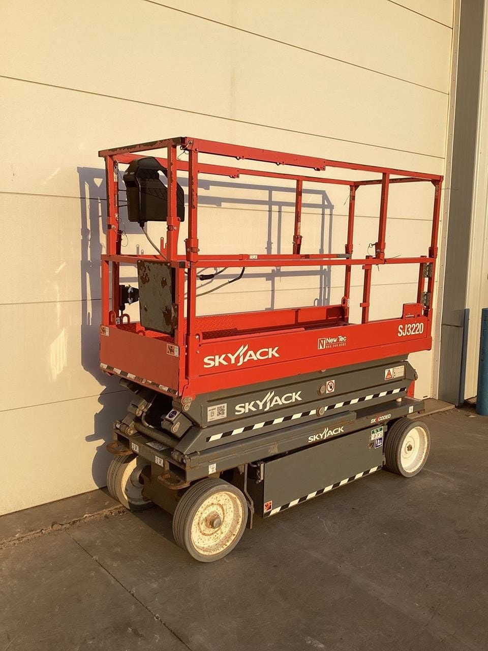 2021 Sky Jack SJ3220 Equipment Image0