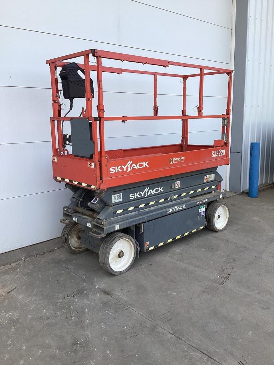 2023 Sky Jack SJ3220 Equipment Image0
