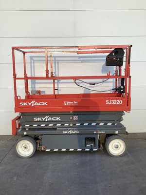 2023 Sky Jack SJ3220 Image