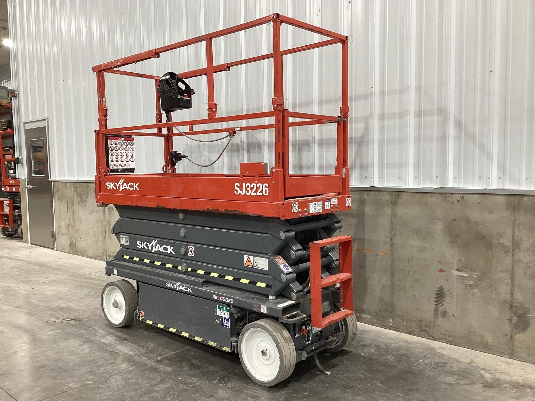 2021 Sky Jack SJ3220 Equipment Image0