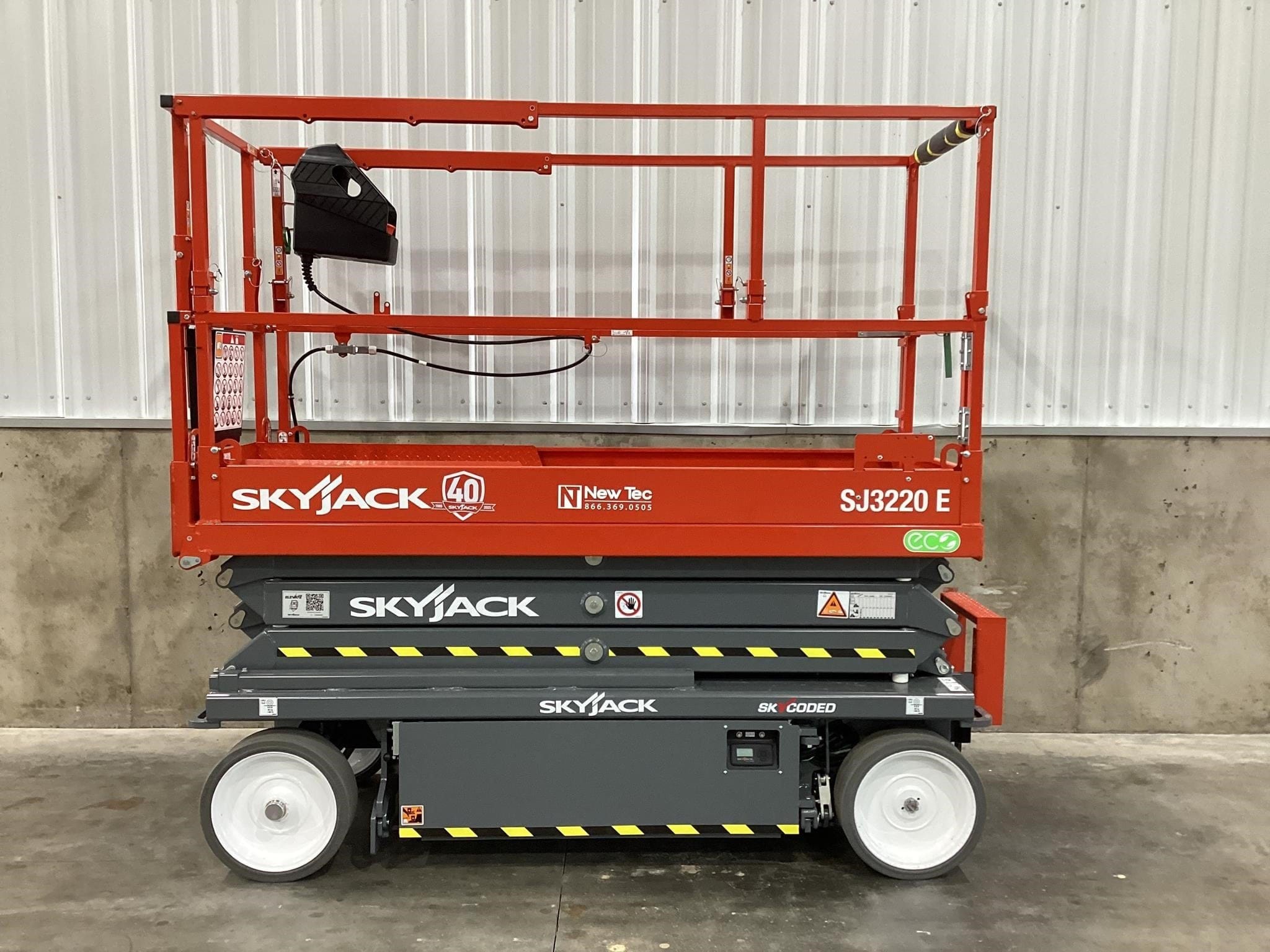 2025 Sky Jack SJ3220E Equipment Image0