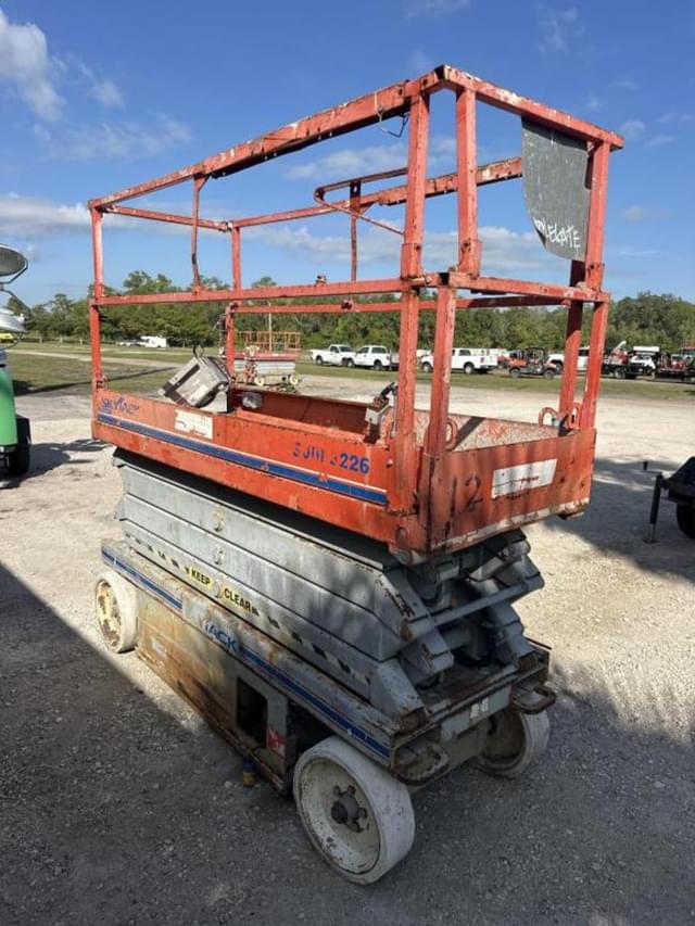 Image of Sky Jack SJ3226 equipment image 3