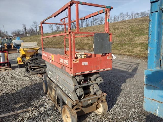 Image of Sky Jack SJ3226 equipment image 1