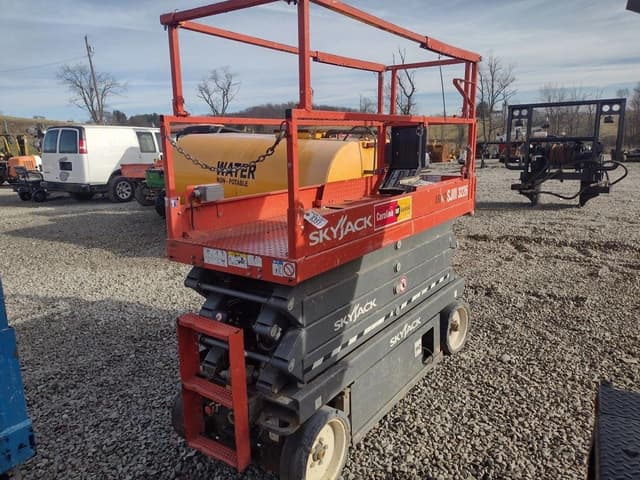 Image of Sky Jack SJ3226 equipment image 2