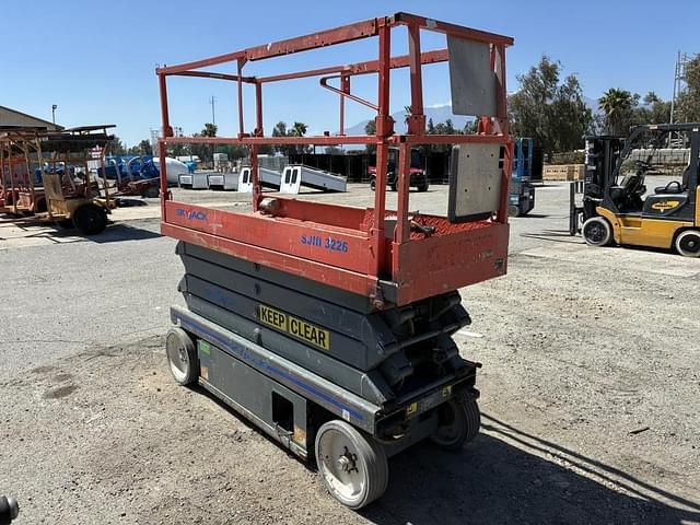 Image of Sky Jack SJ3226 equipment image 1