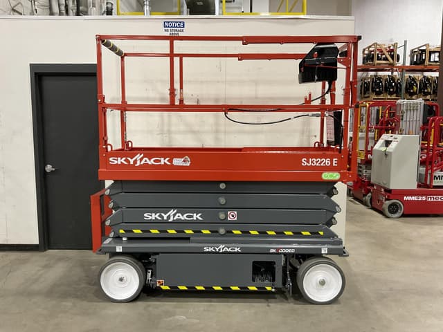 Image of Sky Jack SJ3226E equipment image 4