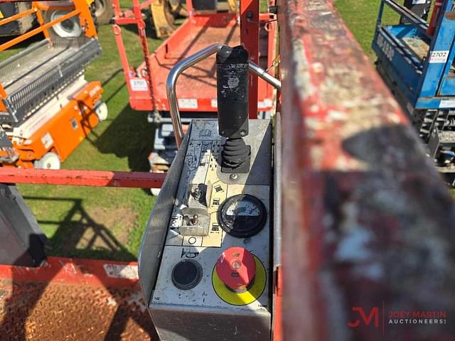 Image of Sky Jack SJ4626 equipment image 4