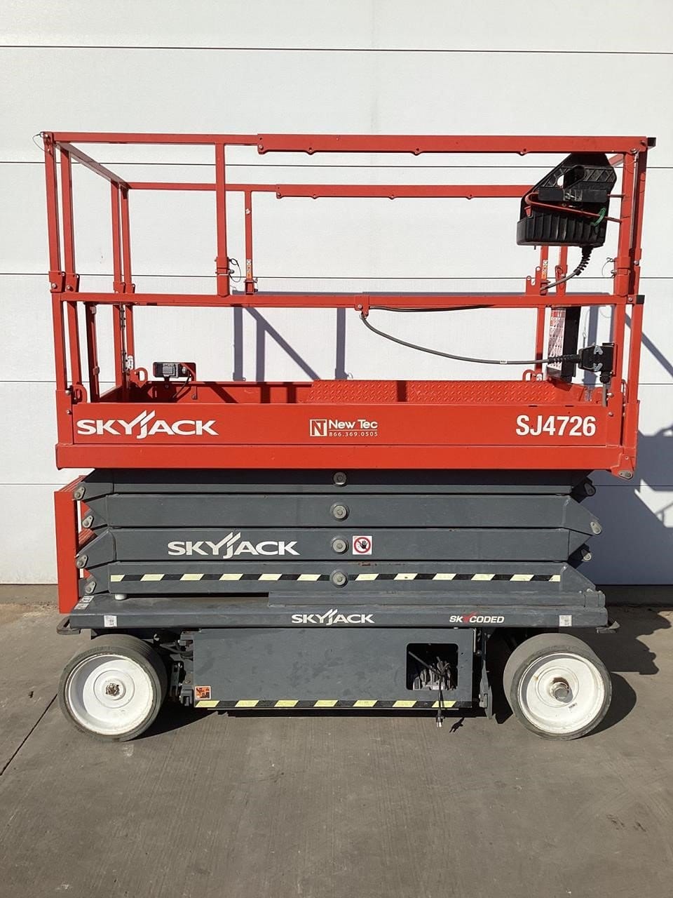 2023 Sky Jack SJ4726 Equipment Image0