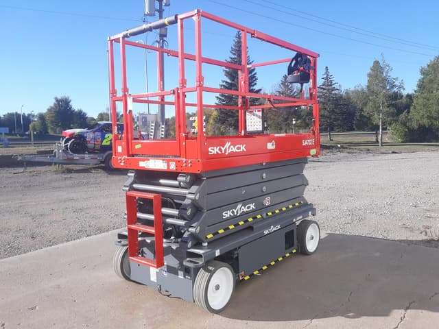 Image of Sky Jack SJ4732E equipment image 4