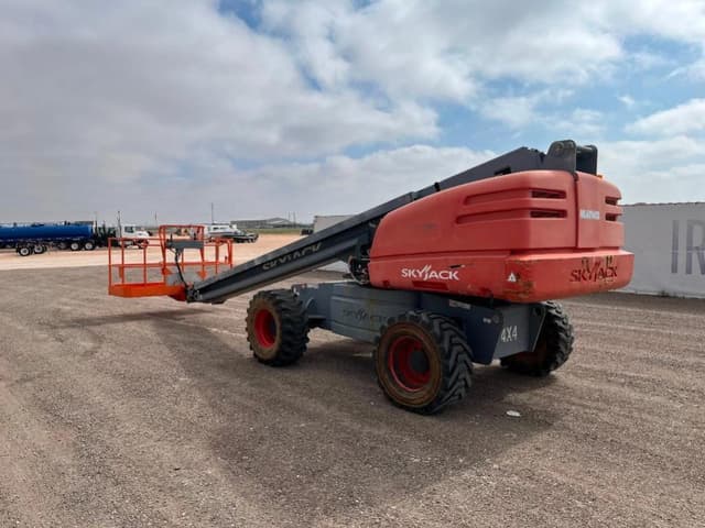 Image of Sky Jack SJ61T equipment image 2