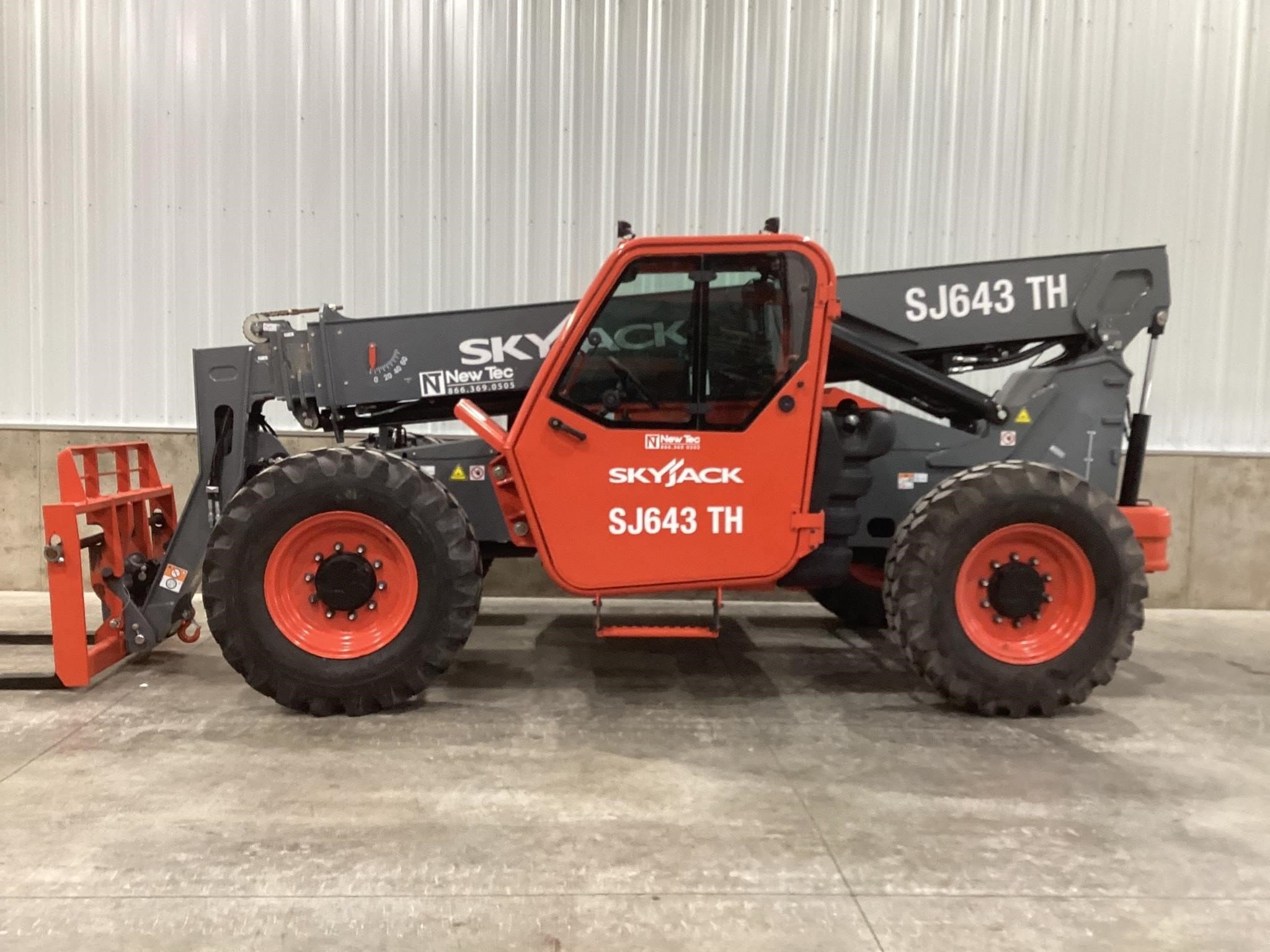 2025 Sky Jack SJ643TH Equipment Image0