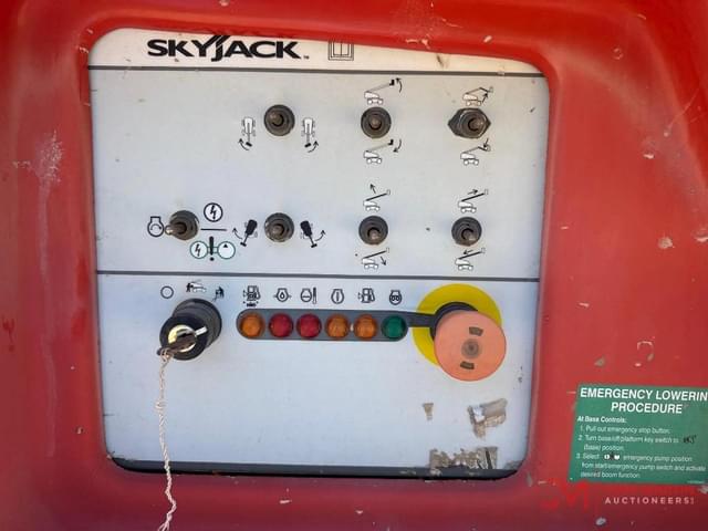 Image of Sky Jack SJ66T equipment image 4