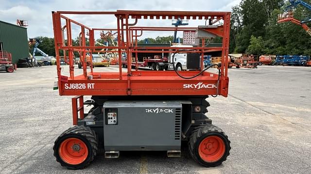 Image of Sky Jack SJ6826RT equipment image 1