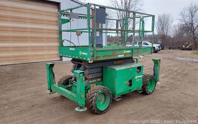 Image of Sky Jack SJ6832 equipment image 1