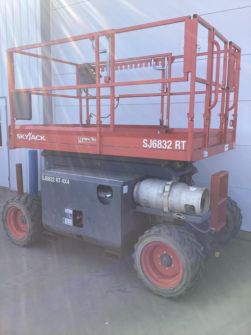 2023 Sky Jack SJ6832RT Image