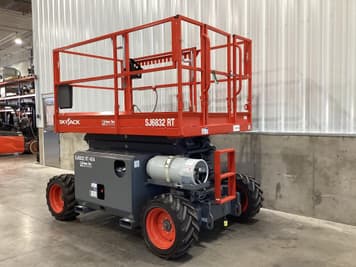Main image Sky Jack SJ6832RT