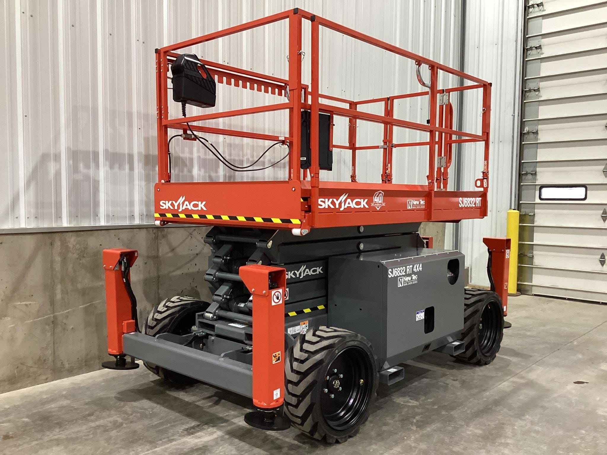 2026 Sky Jack SJ6832RT Equipment Image0