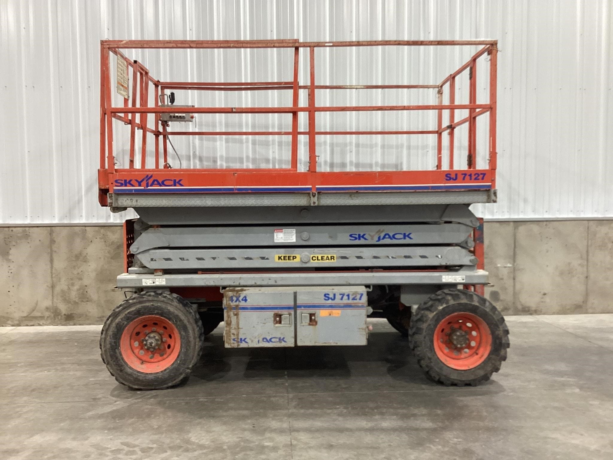 2006 Sky Jack SJ7127RT Equipment Image0