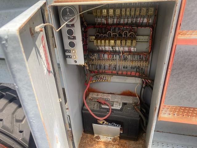 Image of Sky Jack SJ8841 equipment image 3