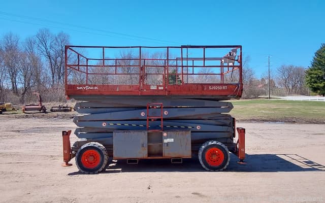 Image of Sky Jack SJ9250RT equipment image 4