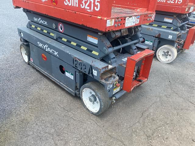 Image of Sky Jack SJIII3215 equipment image 4