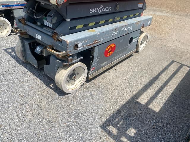 Image of Sky Jack SJIII3215 equipment image 2