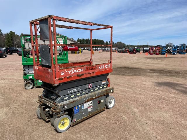 Image of Sky Jack SJIII3219 equipment image 1