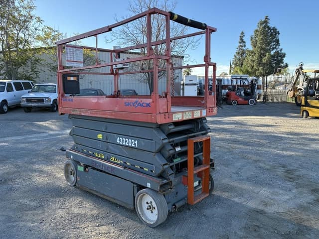 Image of Sky Jack SJIII3219 equipment image 3