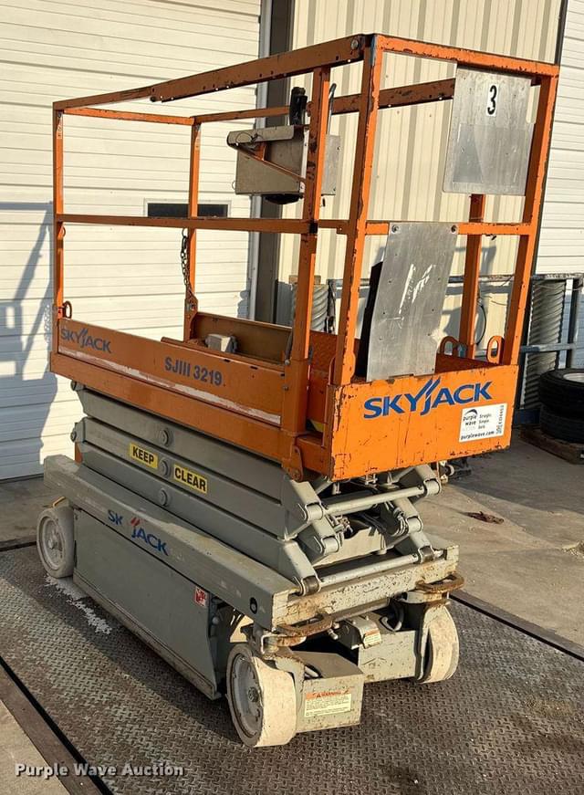 Image of Sky Jack SJIII3219 equipment image 2