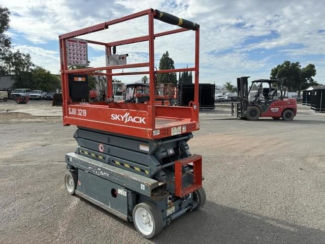 Image of Sky Jack SJIII3219 equipment image 3