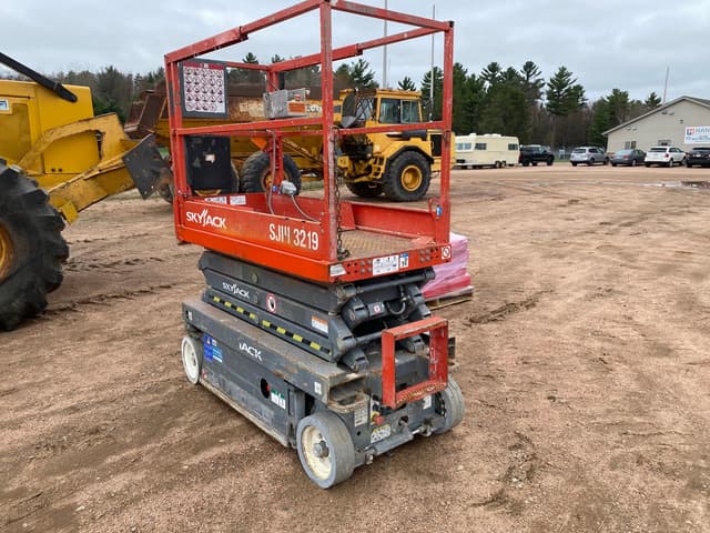 Image of Sky Jack SJIII3219 equipment image 1