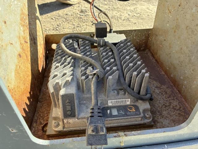 Image of Sky Jack SJIII3226 equipment image 3