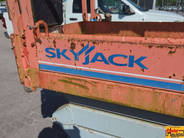Image of Sky Jack SJIII3226 equipment image 3