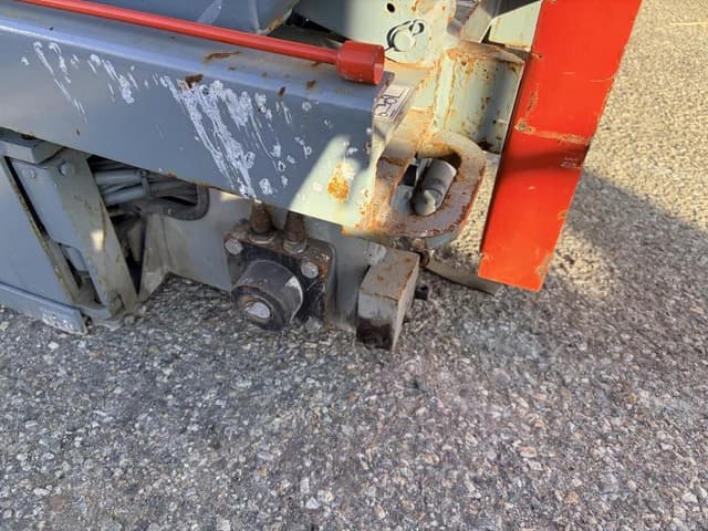 Image of Sky Jack SJIII3226 equipment image 4