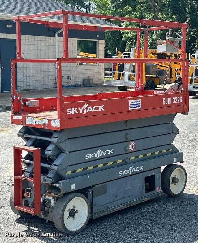 Image of Sky Jack SJIII3226 equipment image 4
