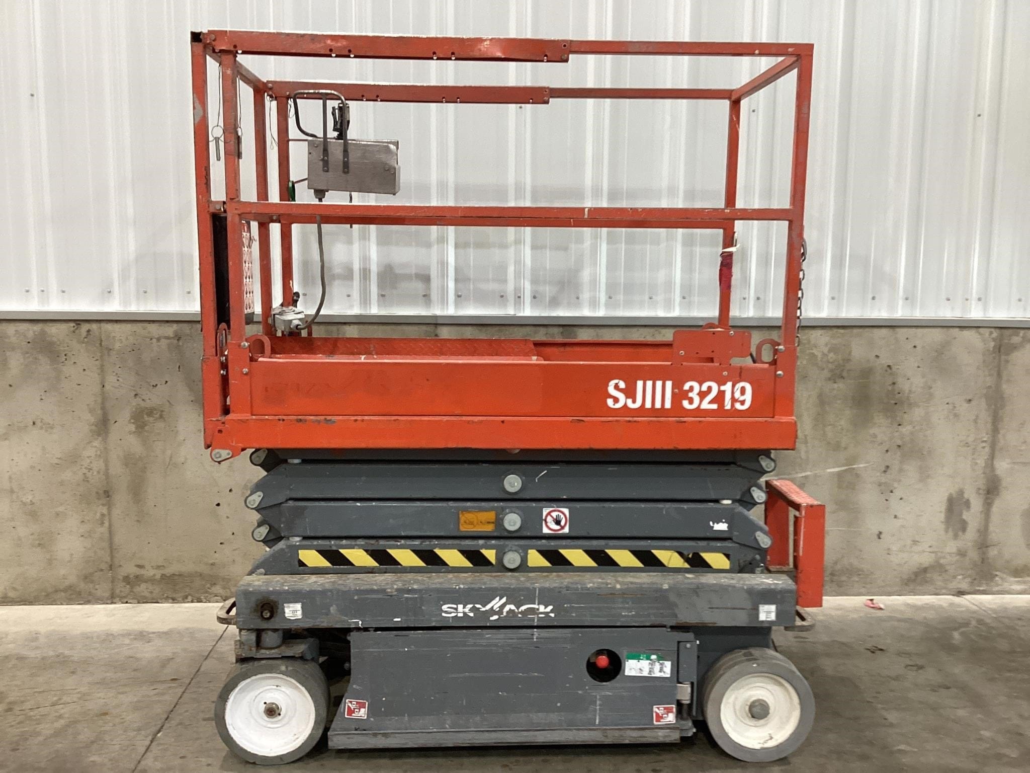 2018 Sky Jack SJIII3219 Equipment Image0